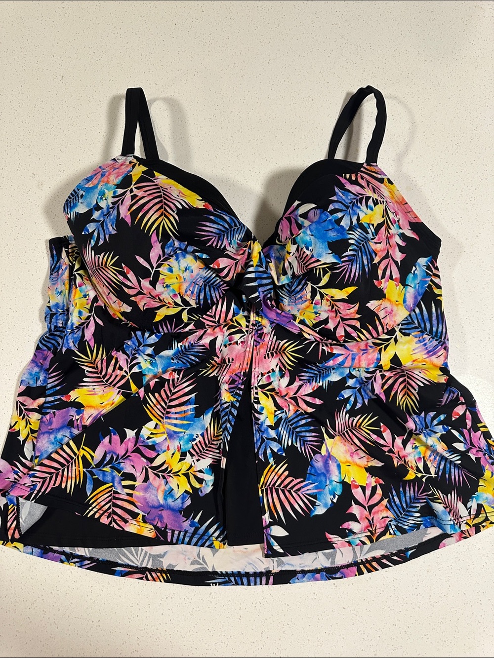 Swimsuit For All-faux fly away underwire tankini with a vibrant tropical design